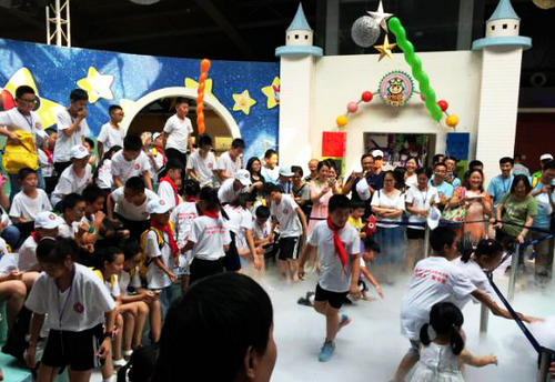 七月科學(xué)實(shí)驗(yàn)秀“凍”感派對(duì)完美收官