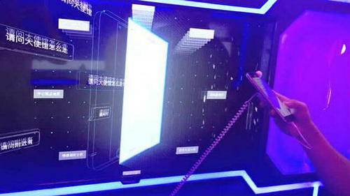 百度人工智能AI大巴駛向南京科技館！