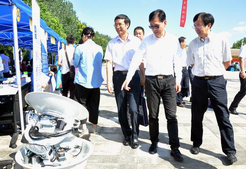 2017年南京全國科普日開幕式暨科普文藝匯演在南京科技館成功舉行