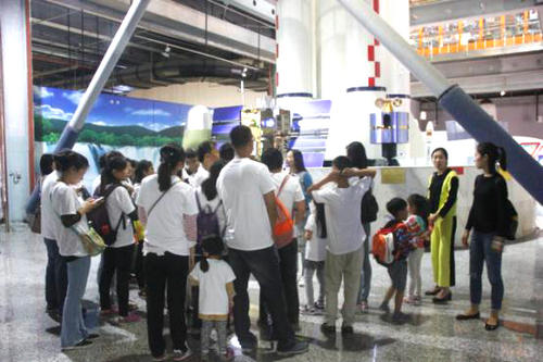 蒙牛冠益乳航天之旅公益活動在我館成功舉辦