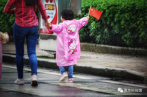 中秋遇國(guó)慶，我在科技館遇見你~