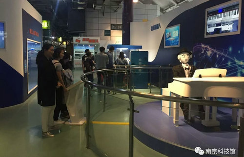 中秋遇國(guó)慶，我在科技館遇見你~