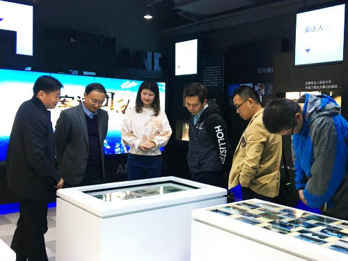 市科協(xié)莊文輝副主席率展區(qū)改造小組赴合肥展品公司考察
