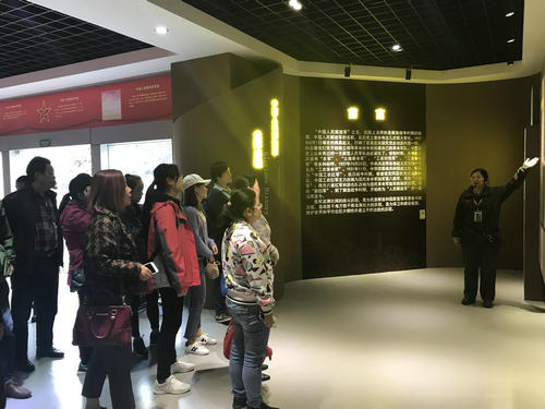 我館今年組織員工外出參觀學(xué)習(xí)本市文化科普類場(chǎng)館