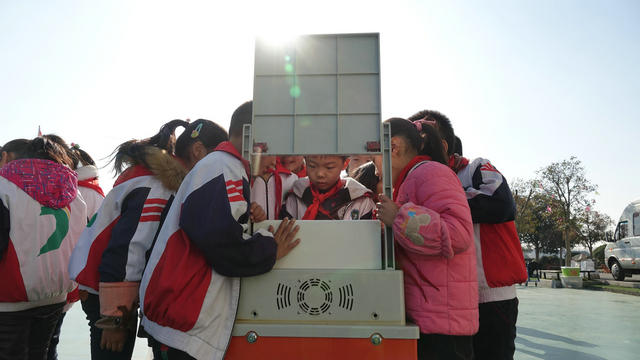 南京科技館科普大篷車走進(jìn)高淳校園