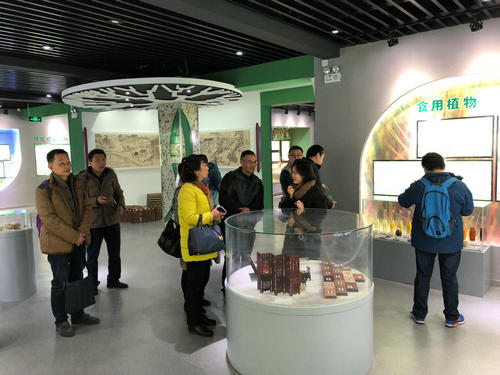 南京科普教育基地應(yīng)用協(xié)會三屆二次理事會順利召開