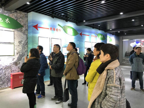 南京科普教育基地應(yīng)用協(xié)會三屆二次理事會順利召開