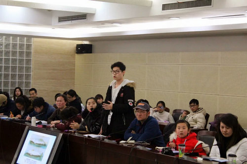 《長江里的國寶——白鱀豚》主題講座在我館順利開講