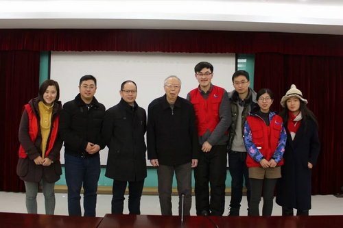 《長江里的國寶——白鱀豚》主題講座在我館順利開講