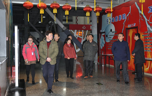 市科協(xié)領(lǐng)導(dǎo)新年走訪慰問科技館員工