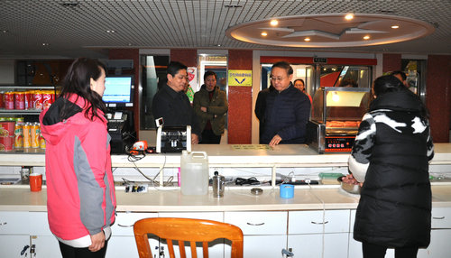 市科協(xié)領(lǐng)導(dǎo)新年走訪慰問科技館員工