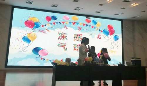《-196℃的誘惑》助陣金陵中學(xué)實驗小學(xué)科技節(jié)