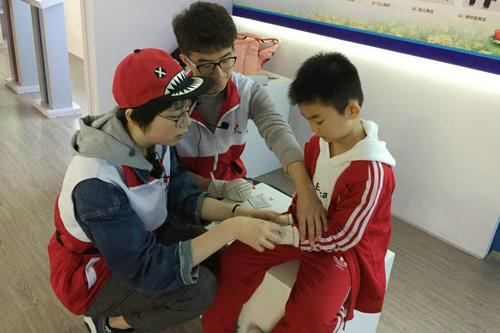 《災(zāi)難來(lái)臨》MV在南京科技館首映