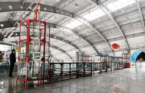 明星滾球喬遷，更上一層樓