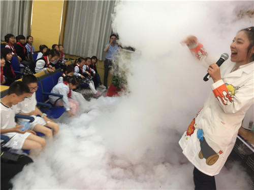 《-196℃的誘惑》助力南京市建鄴實(shí)驗(yàn)小學(xué)科技節(jié)