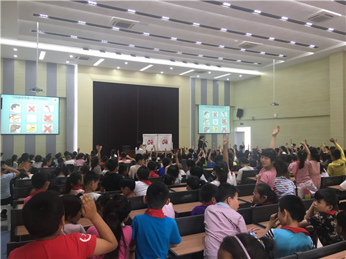 玩轉科學課《認識我們的身體》 走進岱山小學