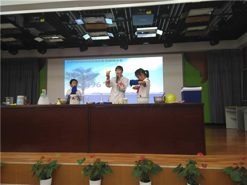 科學(xué)實(shí)驗(yàn)秀《-196℃的誘惑》受熱捧