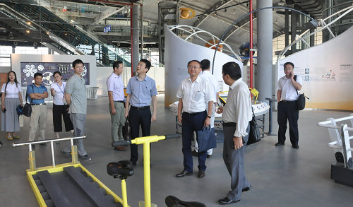 南京科技館召開一屆理事會二次會議