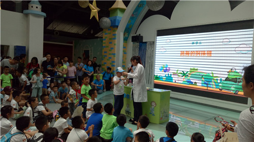 南京科技館實(shí)驗(yàn)秀帶你舞動(dòng)最燃暑假