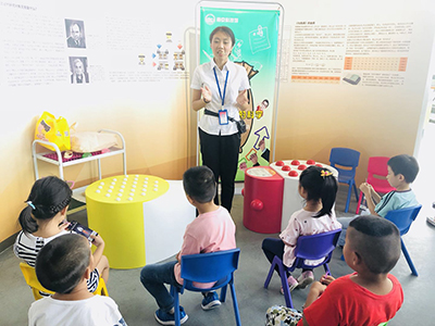 南京科技館基礎(chǔ)科學(xué)展區(qū)正式向公眾開放