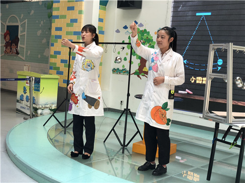 科學實驗秀《一起搖擺》陪你開啟新學年