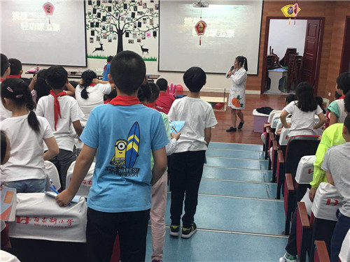 南京科技館科學實驗秀《勇敢者游戲》走進百家湖小學