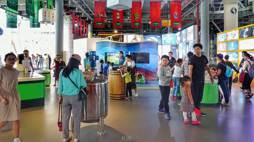 科技館國(guó)慶“科普游”倍受游客青睞