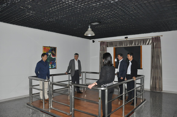 中國(guó)科協(xié)創(chuàng)新戰(zhàn)略研究院院長(zhǎng)任福君來(lái)我館考察