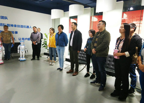 我館參加雨花臺(tái)區(qū)科普教育基地座談會(huì)