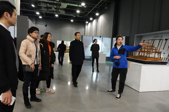 我館赴中國科學(xué)技術(shù)館、北京天文館、北京科學(xué)中心考察調(diào)研