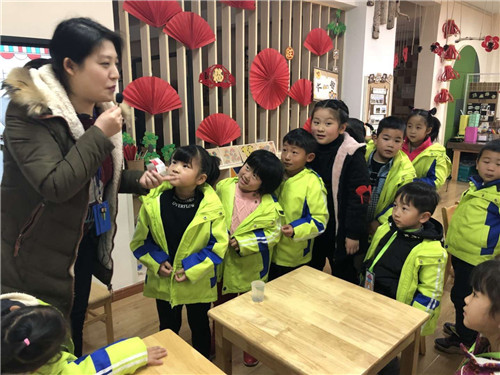 南京科技館科學教育活動走進永安花苑幼兒園
