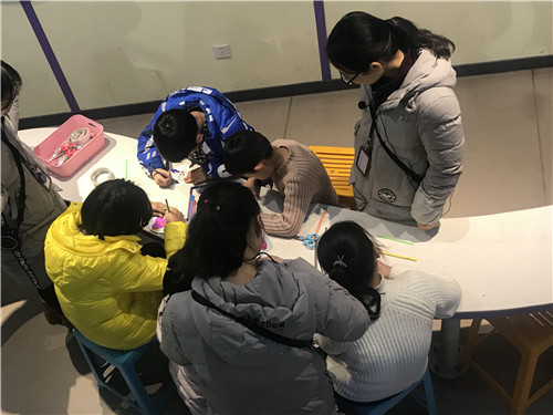 我館科技輔導(dǎo)員赴合肥科技館跟崗學(xué)習(xí)