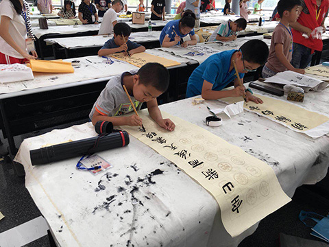 “我們的40年——科技伴我同成長(zhǎng) 共繪美好新生活”圖片展歡迎你前來(lái)參觀