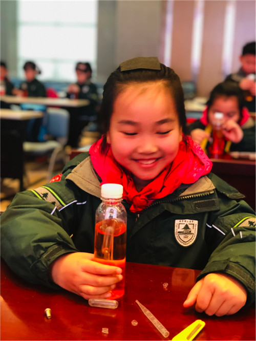 南京科技館“館校合作”迎來新篇章