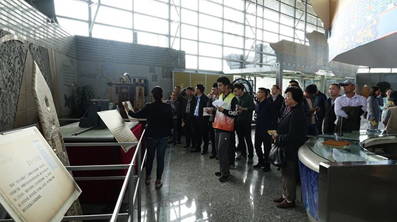 市級機(jī)關(guān)干部參觀南京科技館中國古代科技展