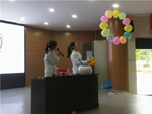 南京科技館科普教育活動(dòng)走進(jìn)湯泉小學(xué)