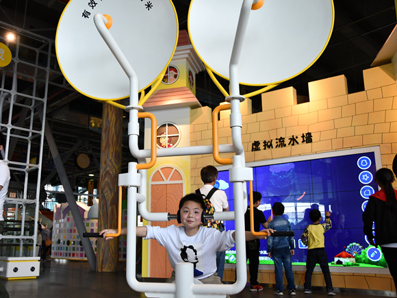 一樓：“基礎科學”和“少兒科普”