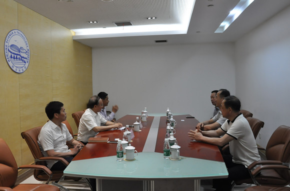 新疆維吾爾自治區(qū)科協(xié)、煙臺(tái)市科協(xié)參觀南京科技館