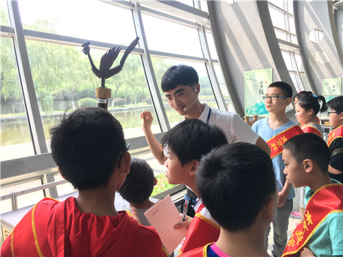 南京科技館科普傳播小使者古代科技展里過端午