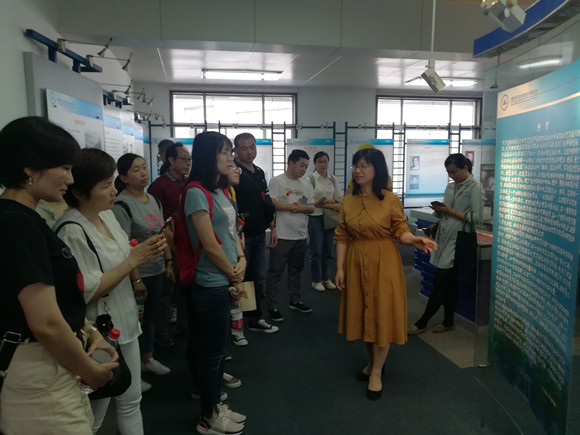 南京科技館黨支部赴南京天文光學(xué)技術(shù)研究所交流學(xué)習(xí)