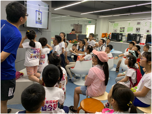 南京科技館“夏季科普探索趣夏令營(yíng)”圓滿收官