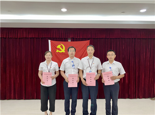 立足本職強化責任擔當 正風肅紀優(yōu)化政治生態(tài)