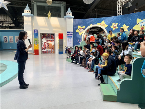 垃圾分類(lèi)，創(chuàng)建美好家園