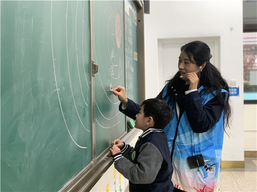 助力“雙減”，科普報告攜手科普基地活動進校園