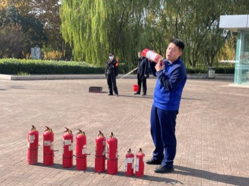 雨花臺(tái)區(qū)影院消防安全培訓(xùn)在我館順利開(kāi)展