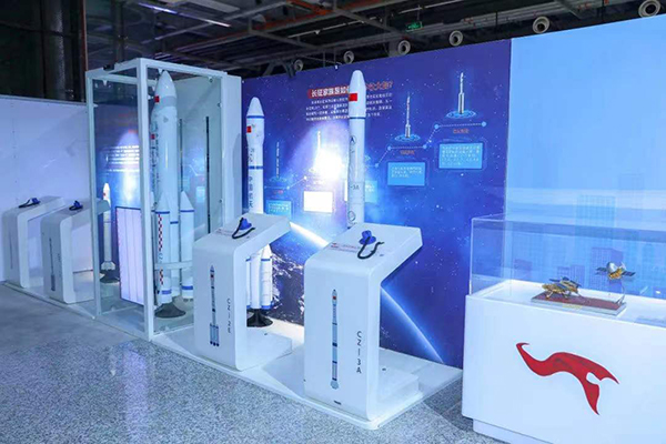 我館開展“科創(chuàng)百年——建黨100周年科技成就科普展”