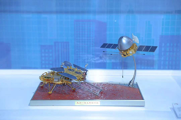 我館開展“科創(chuàng)百年——建黨100周年科技成就科普展”