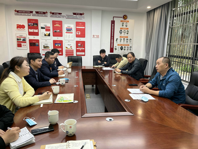 南京科技館赴雨花臺風(fēng)景名勝區(qū)調(diào)研學(xué)習(xí)