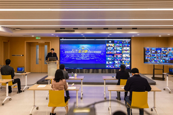 第33屆江蘇省中小學(xué)生金鑰匙科技競賽團(tuán)體決賽南京市代表隊(duì)再獲佳績