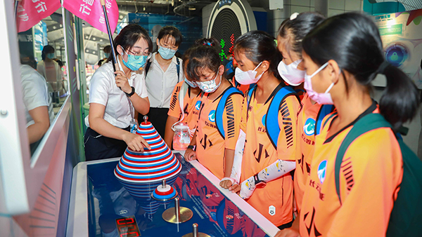 七彩夏日科普行 市區(qū)聯(lián)動助“雙減”——高淳區(qū)專場圓滿結(jié)束